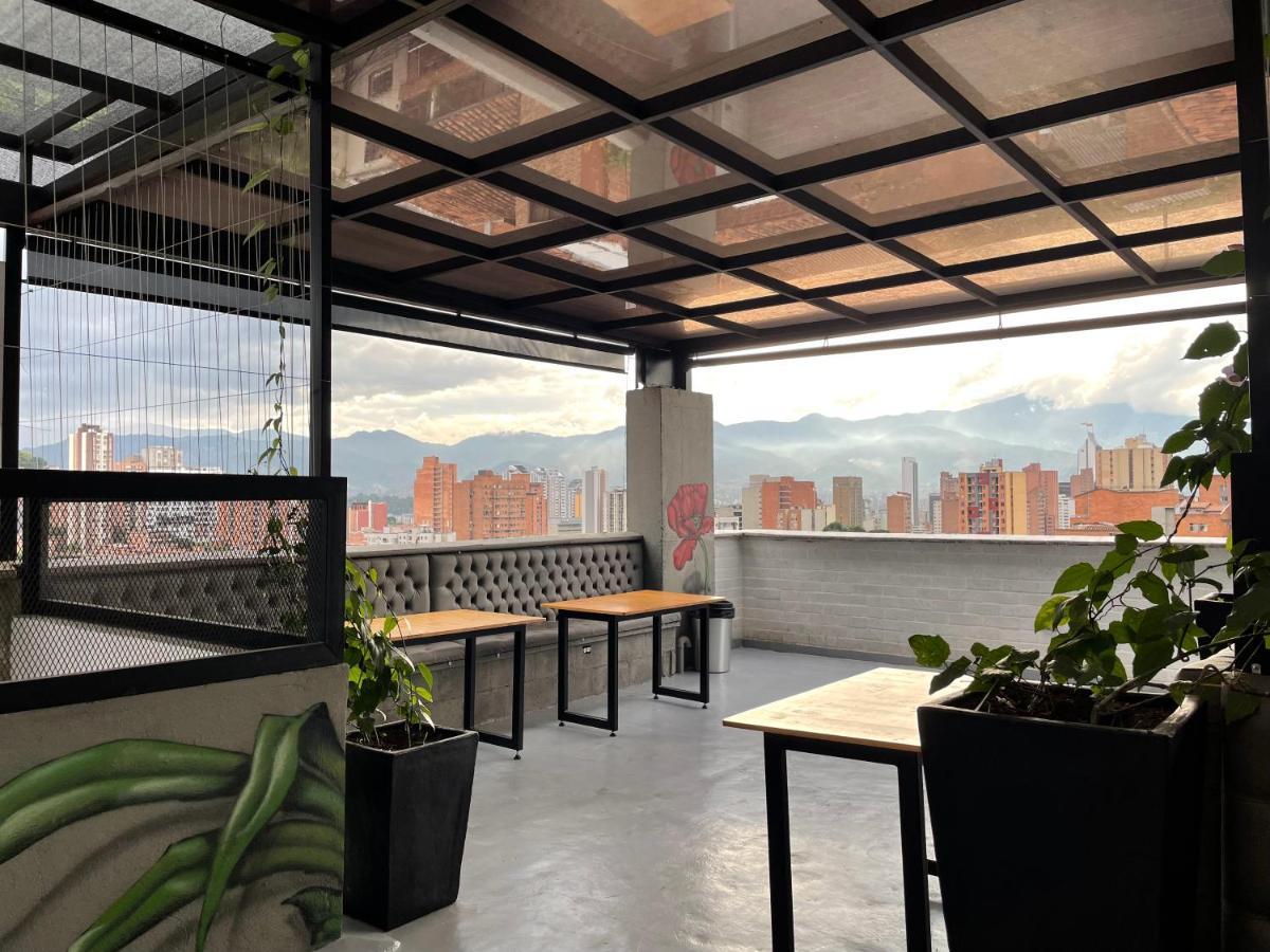 Edificio Helena Apartment Medellin Exterior photo